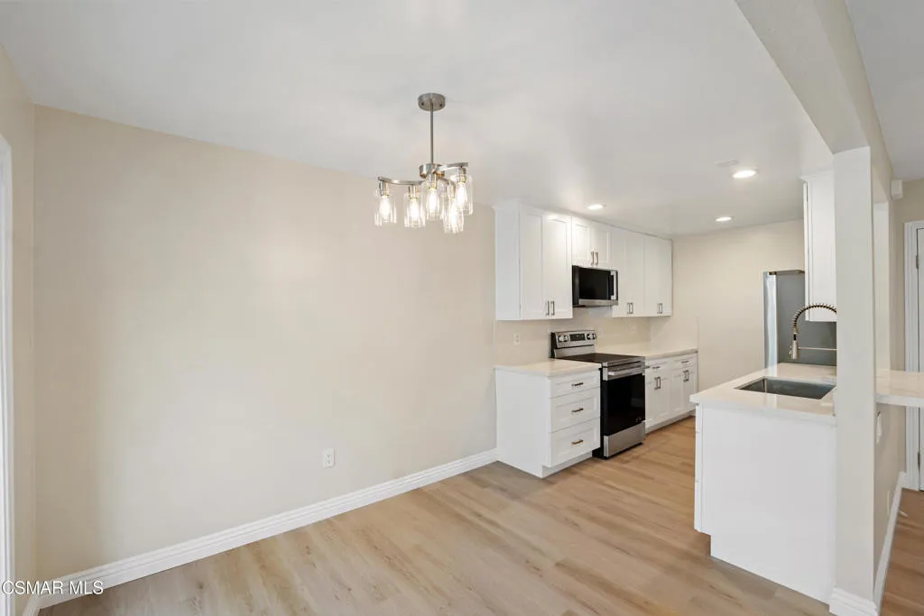 2845 Instone Court, Westlake Village, California 91361 home-pic-3