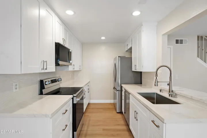 2845 Instone Ct MLS-14