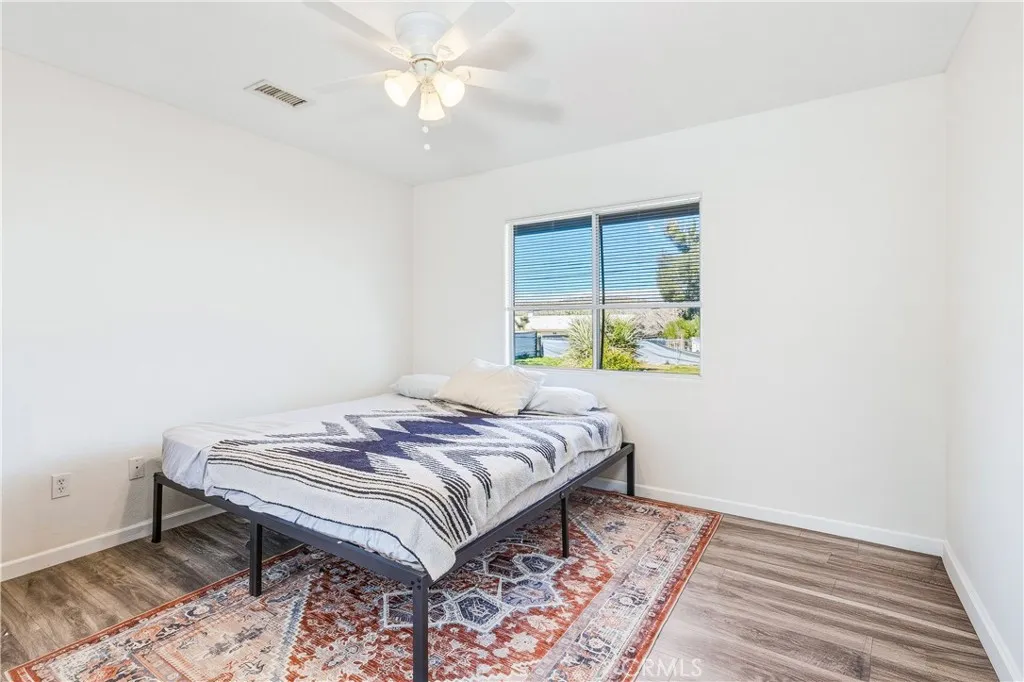 57826 Joshua, Yucca Valley, California 92284 home-pic-15