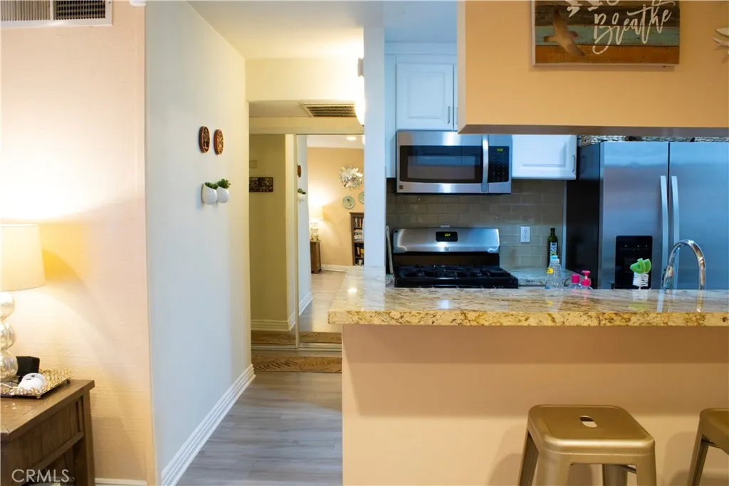 18645 Hatteras 186, Tarzana, California 91356 home-pic-11