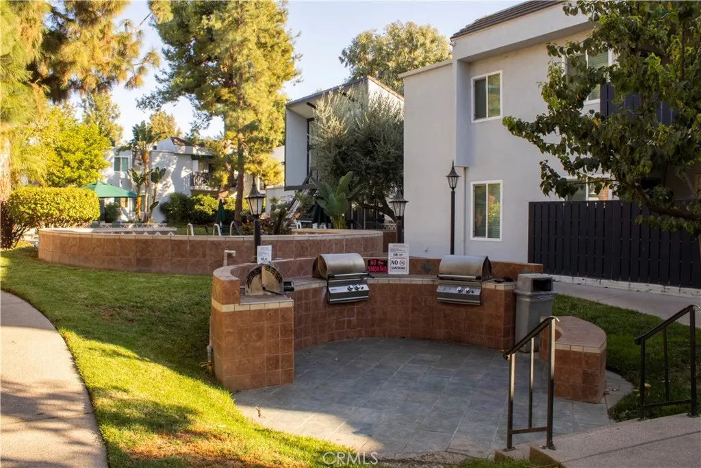 18645 Hatteras 186, Tarzana, California 91356 home-pic-24