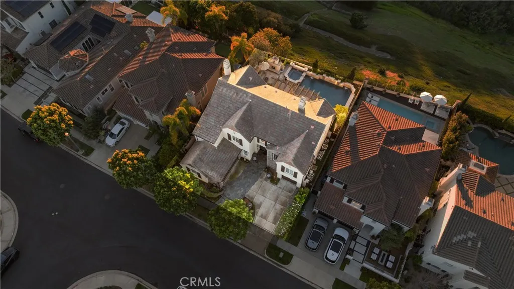 72 Victoria, Newport Beach, California 92660 home-pic-23