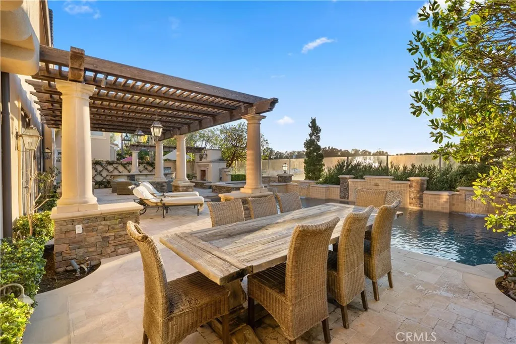 72 Victoria, Newport Beach, California 92660 home-pic-22