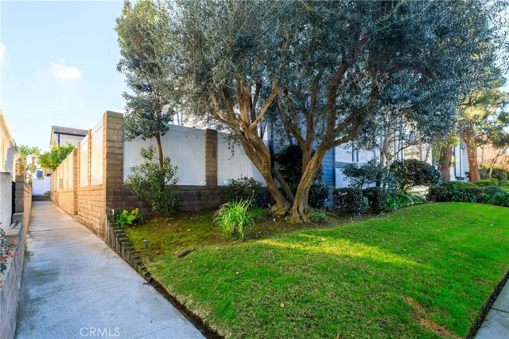 2118 Grant 1, Redondo Beach, California 90278 home-pic-44