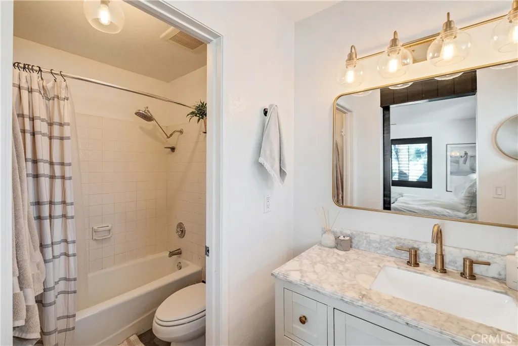 2118 Grant 1, Redondo Beach, California 90278 home-pic-36