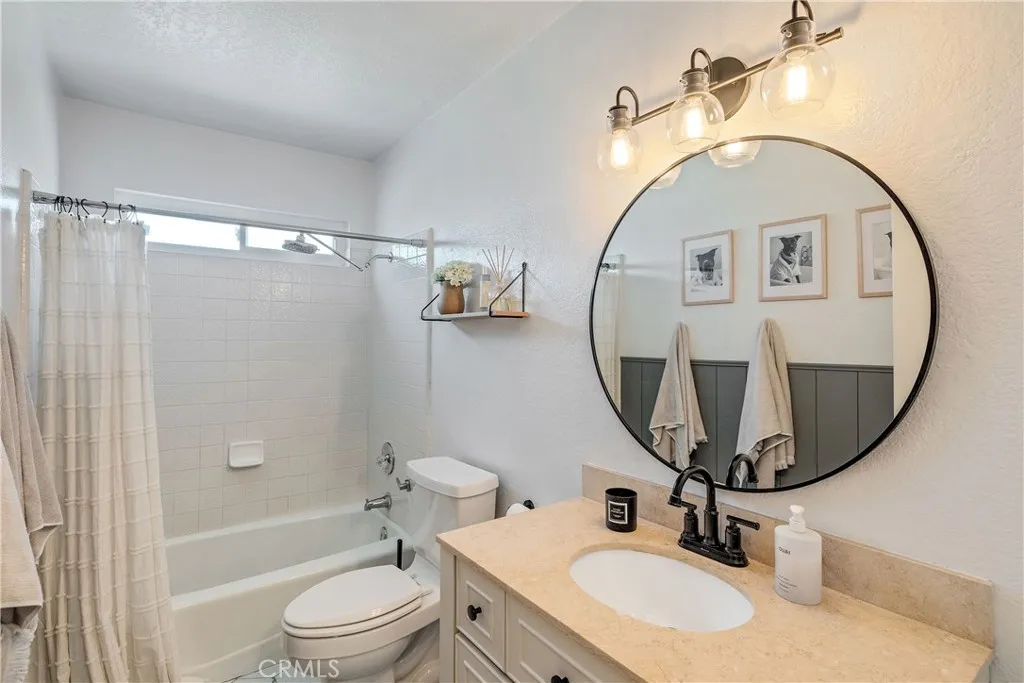 2118 Grant 1, Redondo Beach, California 90278 home-pic-40