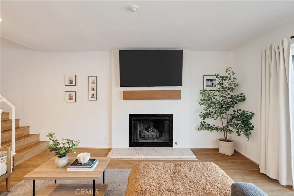 2118 Grant 1, Redondo Beach, California 90278 home-pic-4