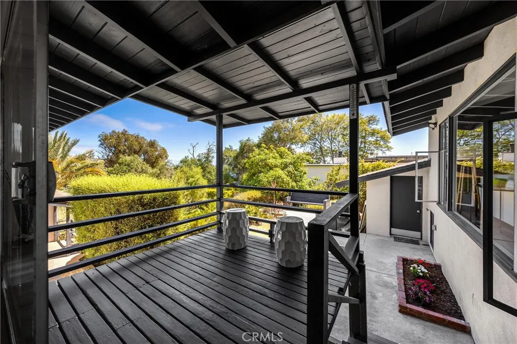 1961 Temple Hills Drive, Laguna Beach, California 92651 home-pic-51
