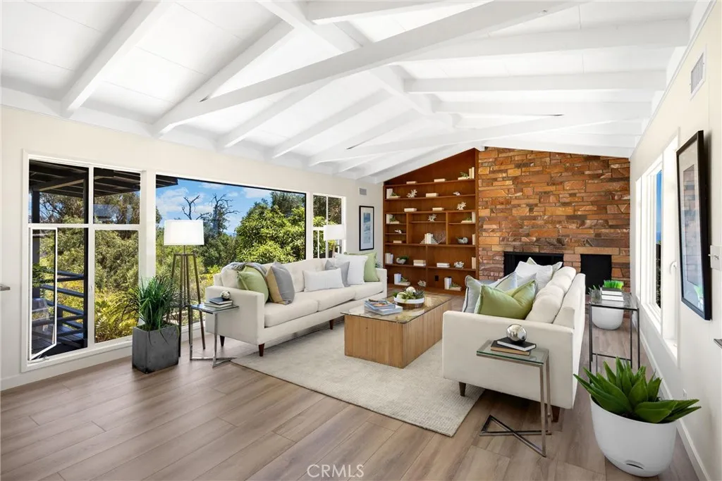 1961 Temple Hills Drive, Laguna Beach, California 92651 home-pic-2