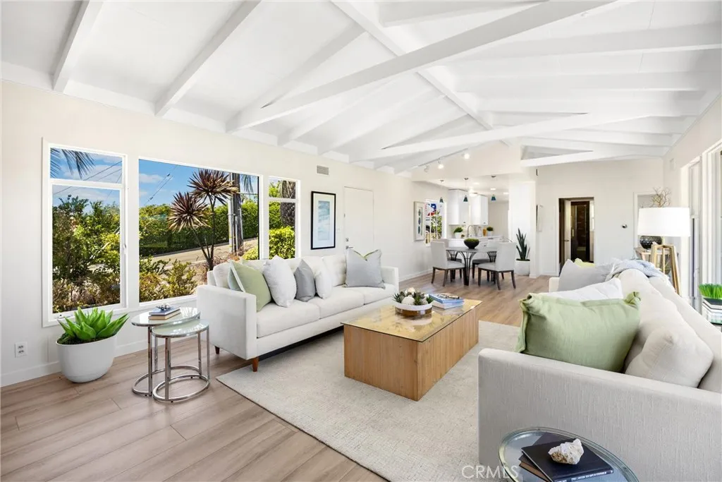 1961 Temple Hills Drive, Laguna Beach, California 92651 home-pic-10