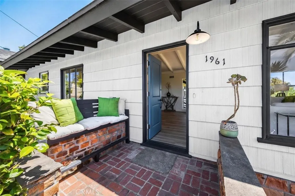 1961 Temple Hills Drive, Laguna Beach, California 92651 home-pic-50