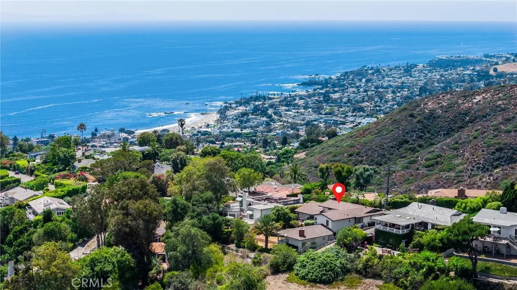 1961 Temple Hills Drive, Laguna Beach, California 92651 home-pic-6