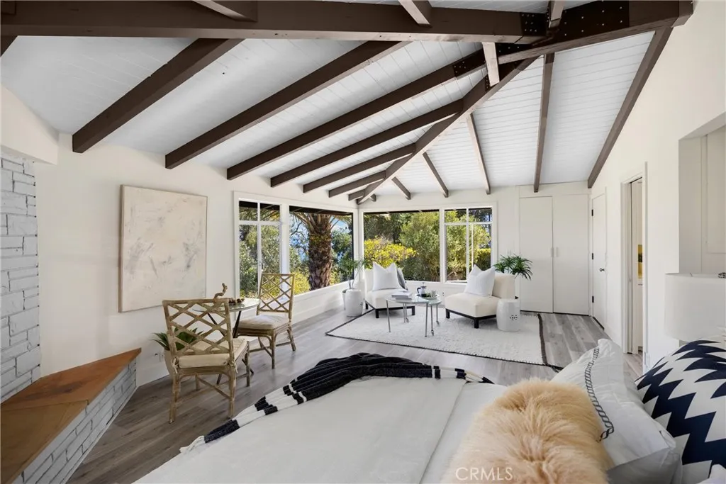 1961 Temple Hills Drive, Laguna Beach, California 92651 home-pic-21