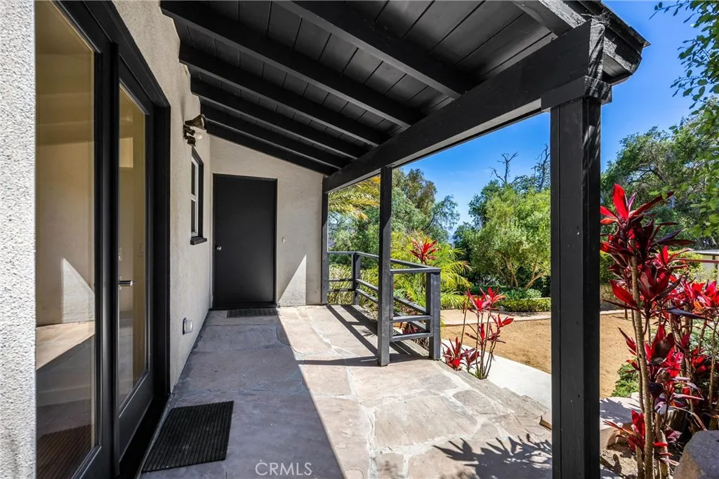 1961 Temple Hills Drive, Laguna Beach, California 92651 home-pic-55