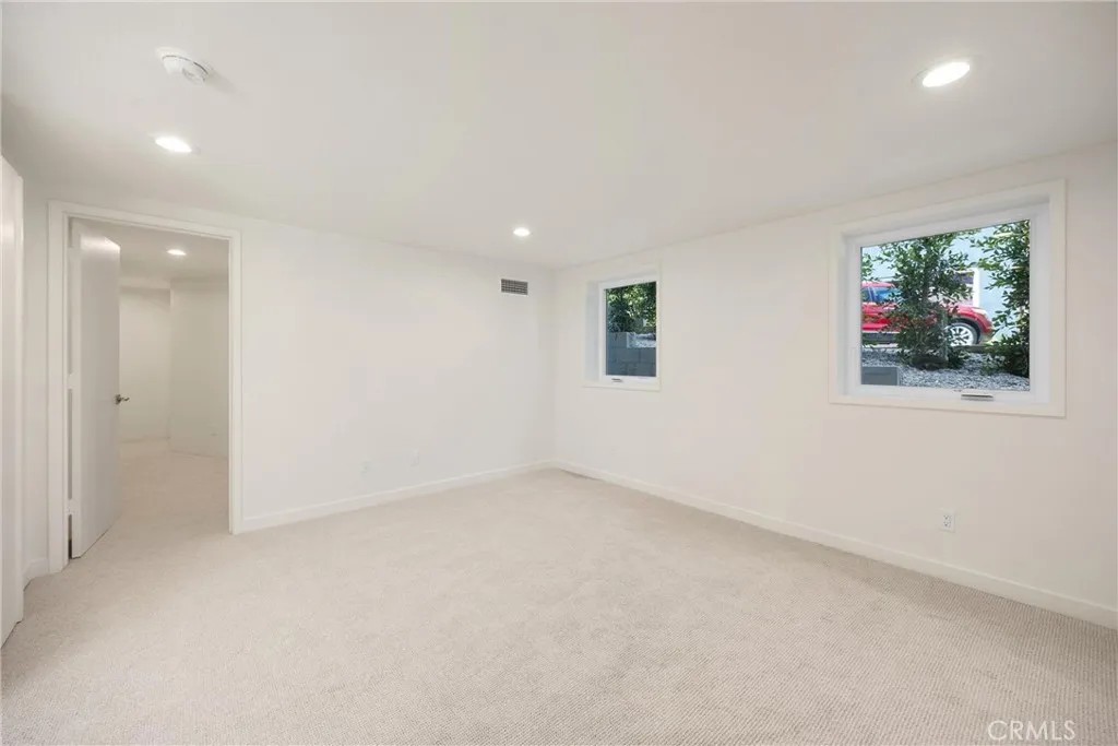 1961 Temple Hills Drive, Laguna Beach, California 92651 home-pic-45