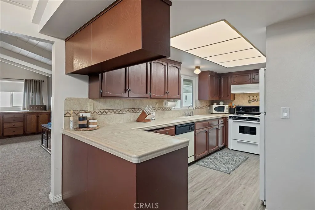 2428 Santa Clara, Fullerton, California 92831 home-pic-17