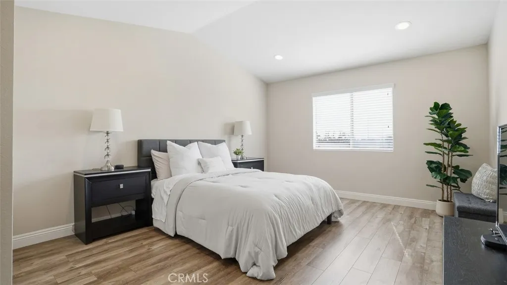 5005 Grand Avenue, Montclair, California 91763 home-pic-44