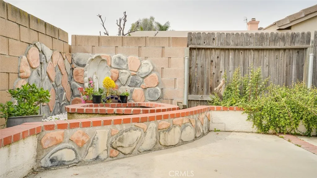 5005 Grand Avenue, Montclair, California 91763 home-pic-63