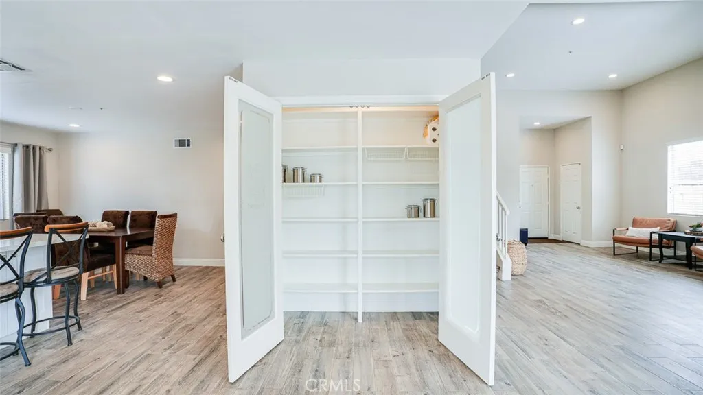 5005 Grand Avenue, Montclair, California 91763 home-pic-30