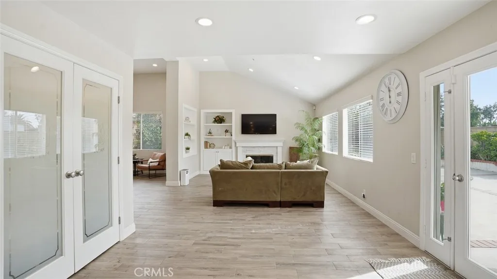 5005 Grand Avenue, Montclair, California 91763 home-pic-26