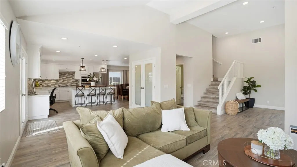 5005 Grand Avenue, Montclair, California 91763 home-pic-23