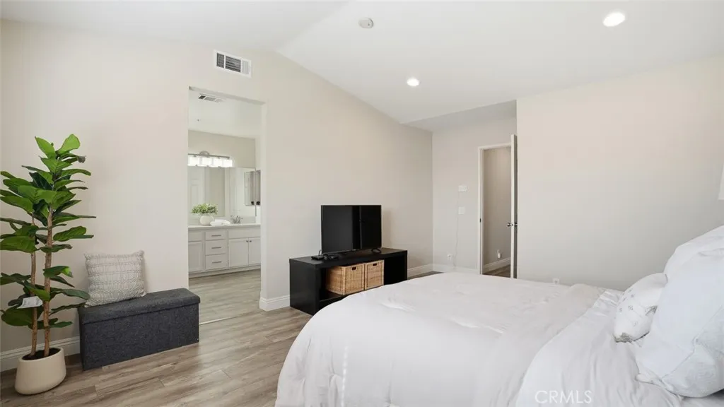 5005 Grand Avenue, Montclair, California 91763 home-pic-46