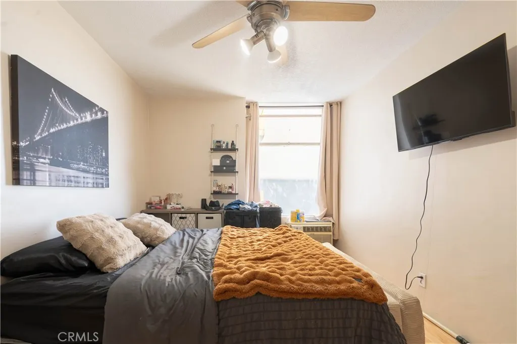 100 Atlantic 970, Long Beach, California 90802 home-pic-8