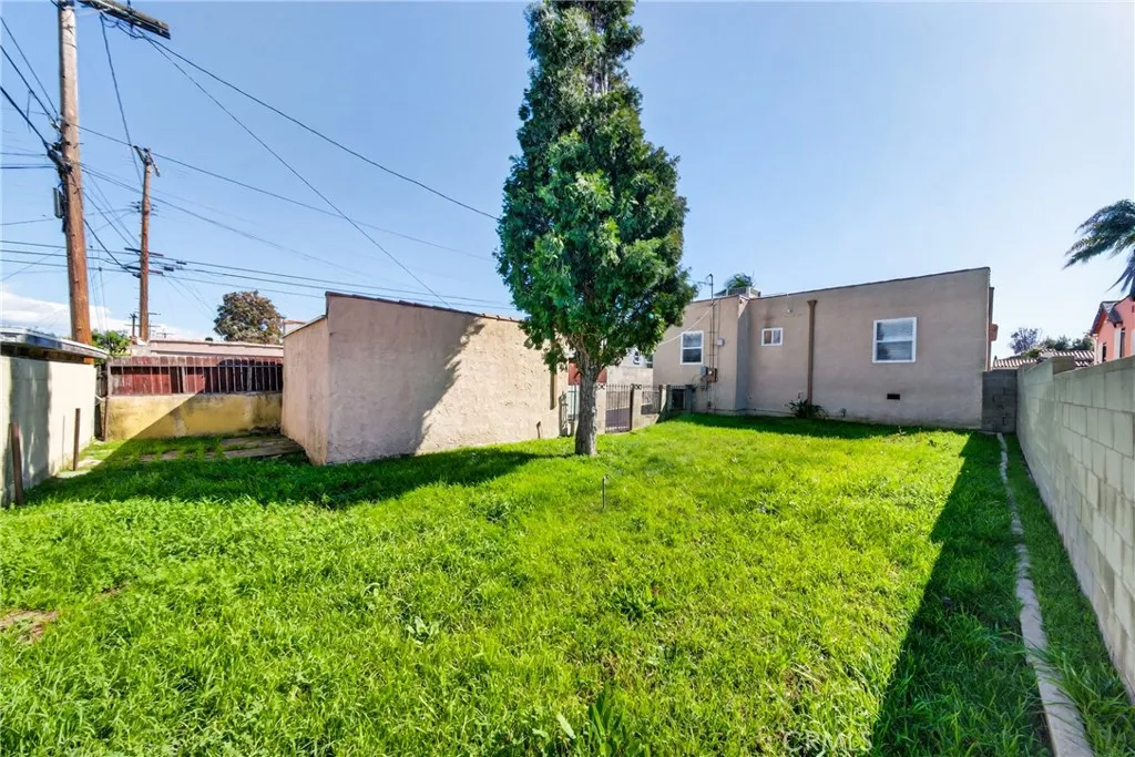 3119 W 76th, Los Angeles, California 90043 home-pic-36