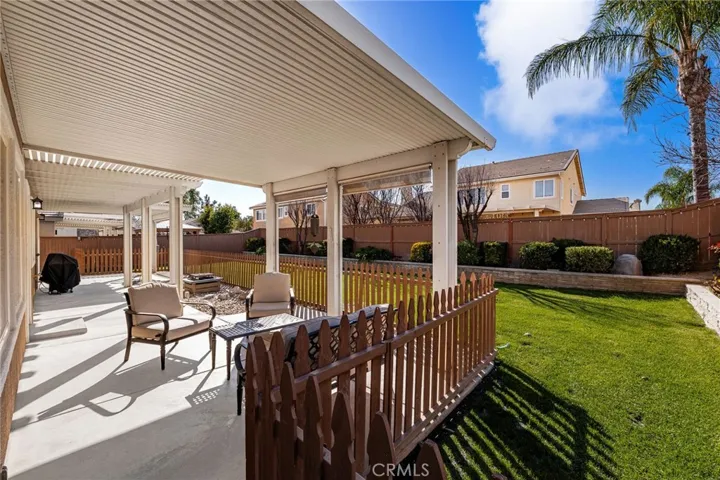 1067 Gold Finch, Beaumont, California 92223