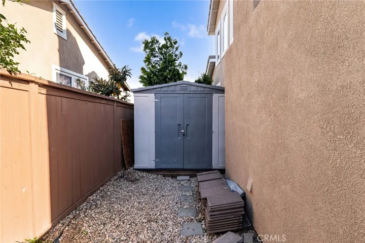1067 Gold Finch, Beaumont, California 92223