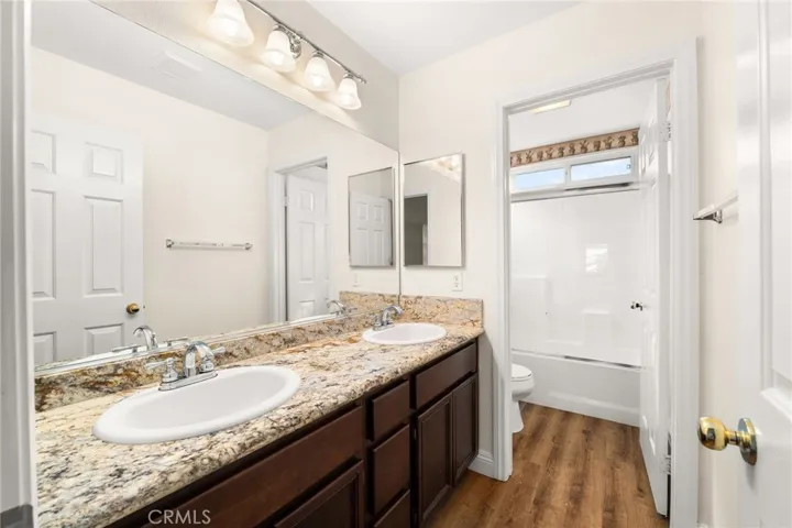 1067 Gold Finch, Beaumont, California 92223