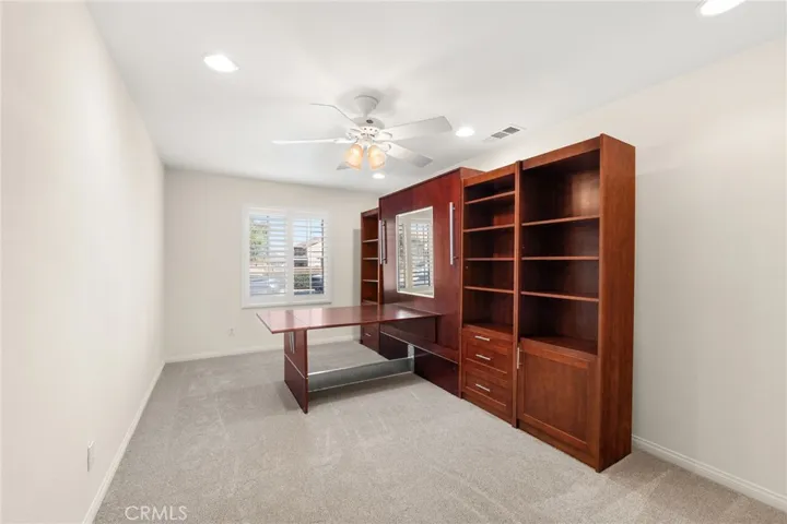 1067 Gold Finch, Beaumont, California 92223