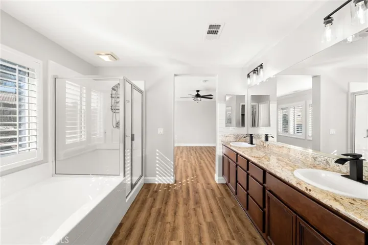 1067 Gold Finch, Beaumont, California 92223
