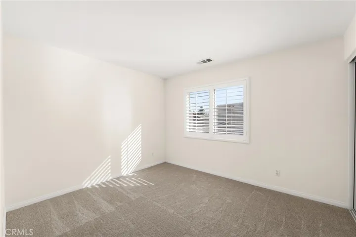 1067 Gold Finch, Beaumont, California 92223