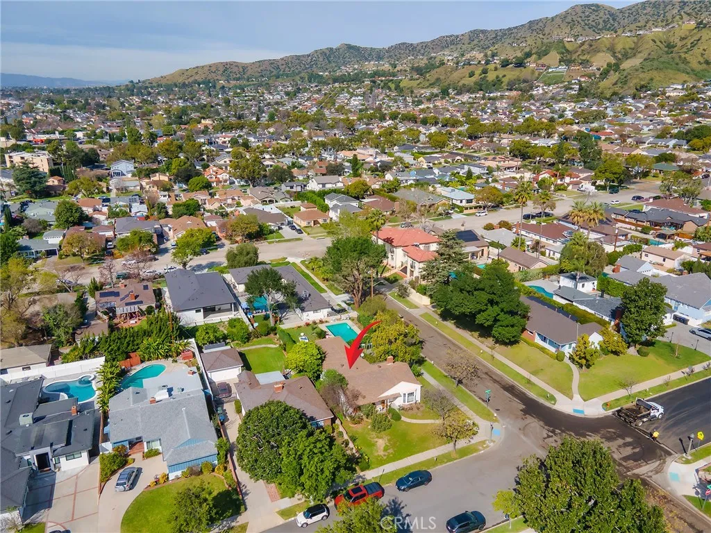 441 Dartmouth Road, Burbank, California 91504 home-pic-40