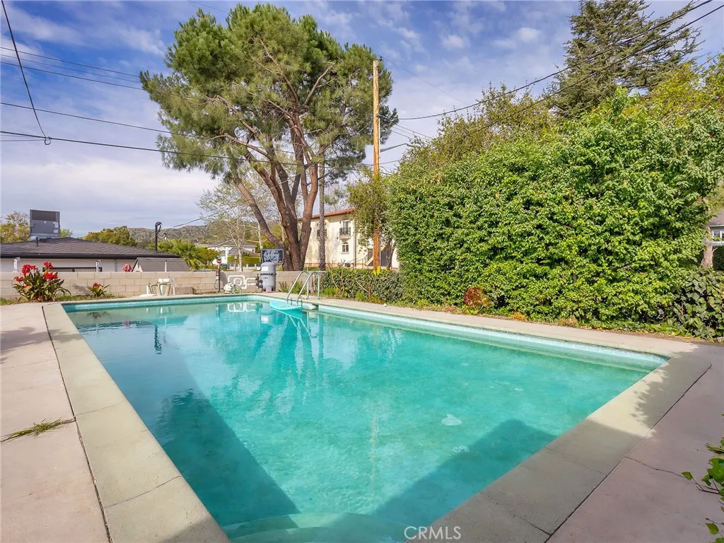 441 Dartmouth Road, Burbank, California 91504 home-pic-30