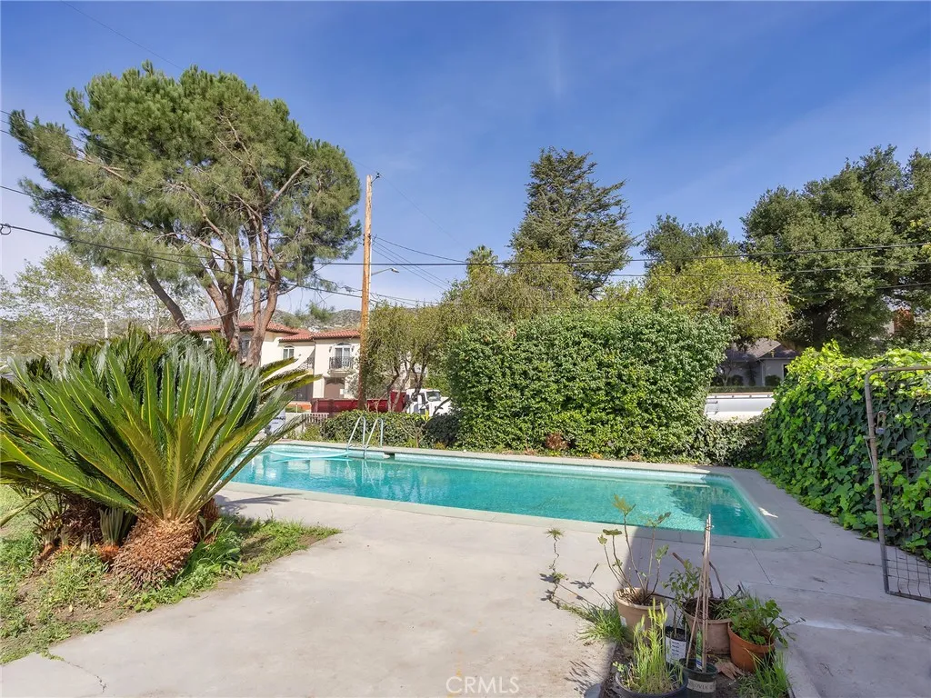441 Dartmouth Road, Burbank, California 91504 home-pic-35