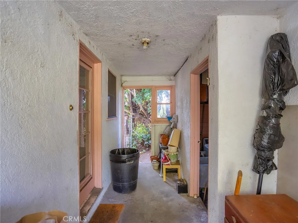 441 Dartmouth Road, Burbank, California 91504 home-pic-27