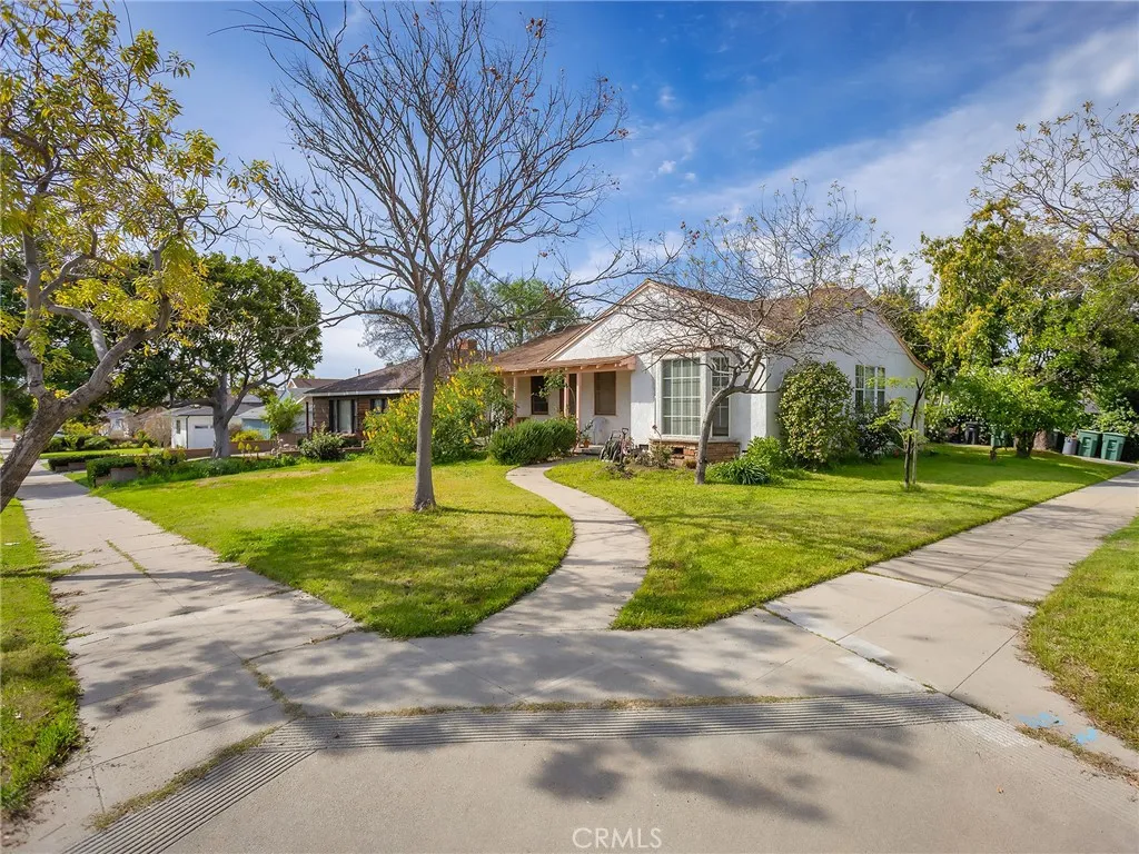 441 Dartmouth Road, Burbank, California 91504 home-pic-5