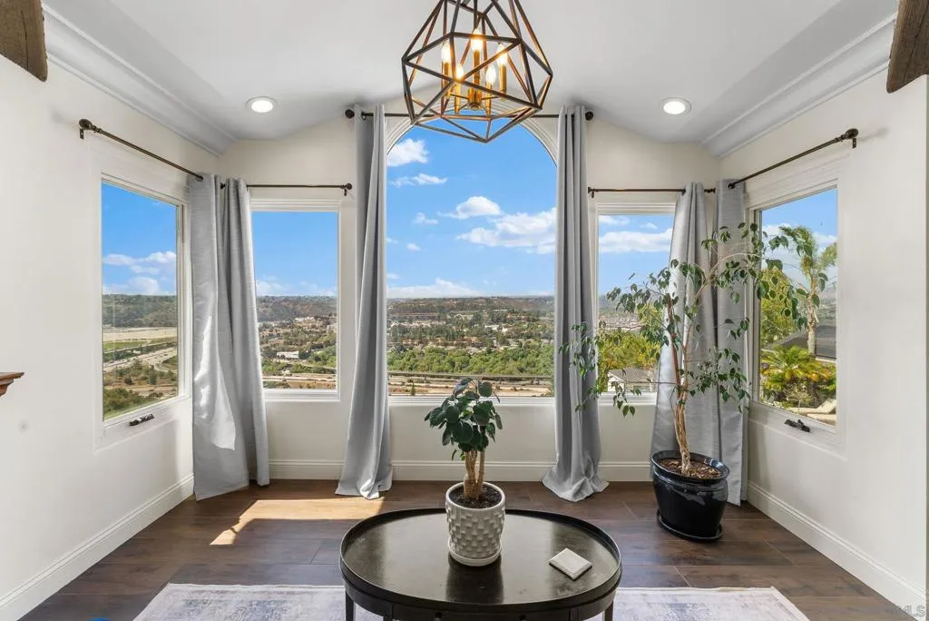 4136 Palisades Road, San Diego, California 92116 home-pic-29