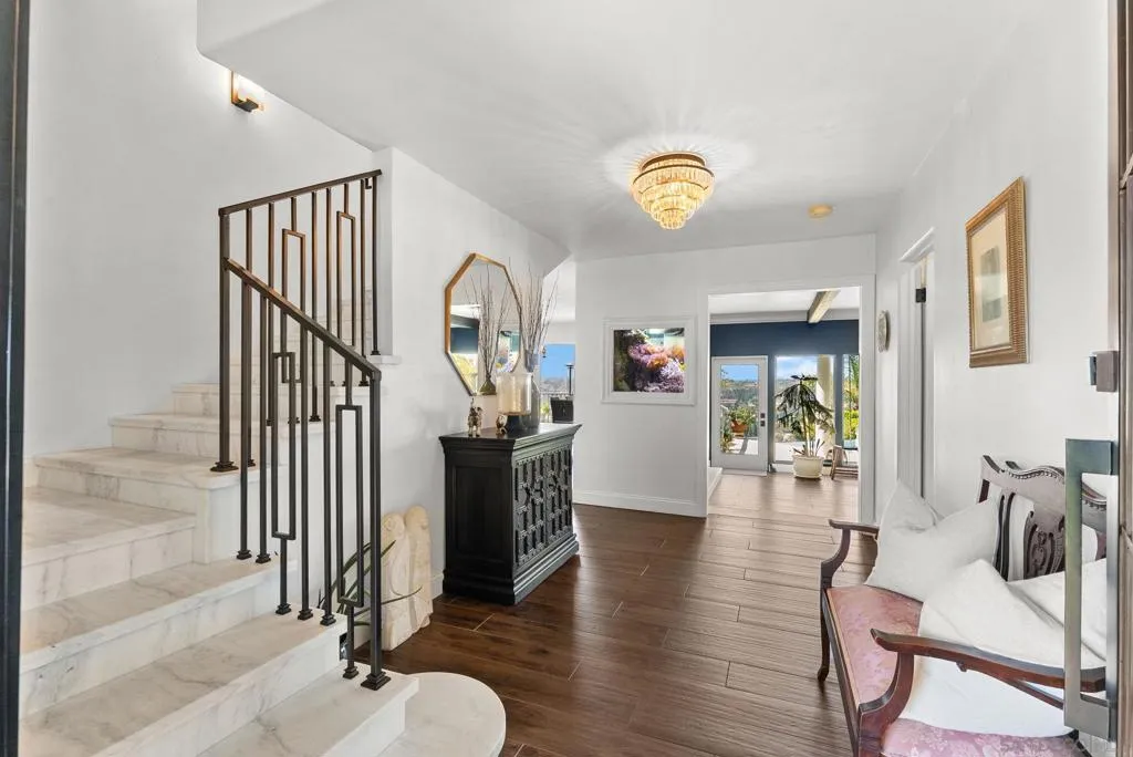 4136 Palisades Road, San Diego, California 92116 home-pic-6