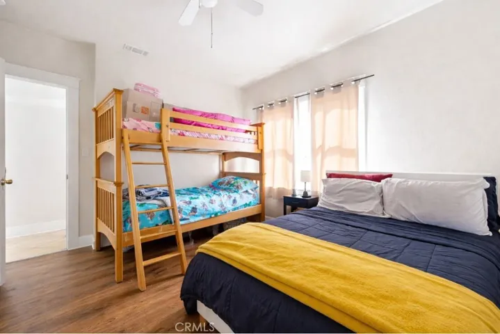 117 E Sycamore St: Bedroom 3