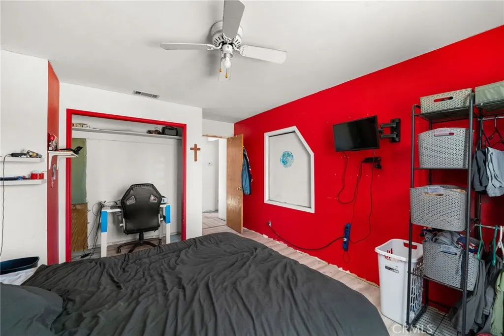 1077 N La Cadena, Colton, California 92324 home-pic-28
