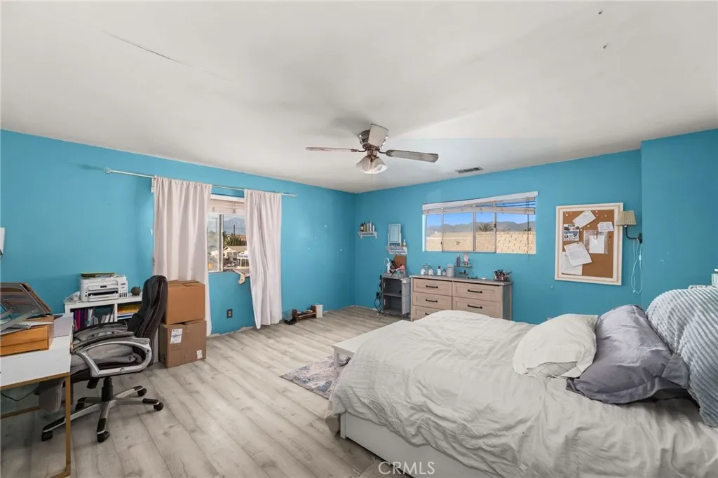 1077 N La Cadena, Colton, California 92324 home-pic-22