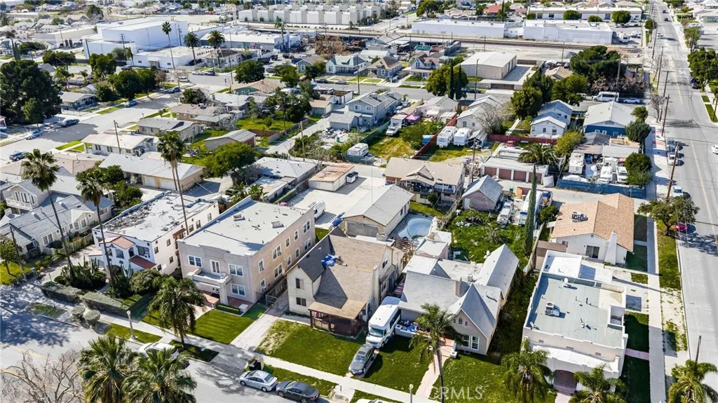 1077 N La Cadena, Colton, California 92324 home-pic-49