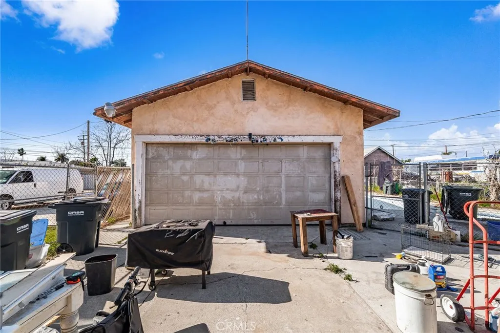 1077 N La Cadena, Colton, California 92324 home-pic-31