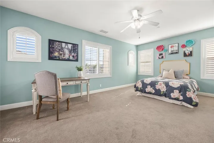 4th bedroom with private bathroom