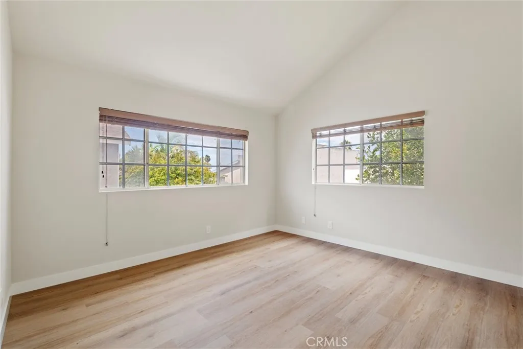 2609 Vanderbilt Lane 4, Redondo Beach, California 90278 home-pic-19