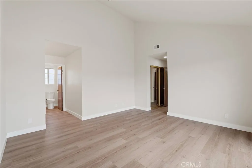 2609 Vanderbilt Lane 4, Redondo Beach, California 90278 home-pic-16