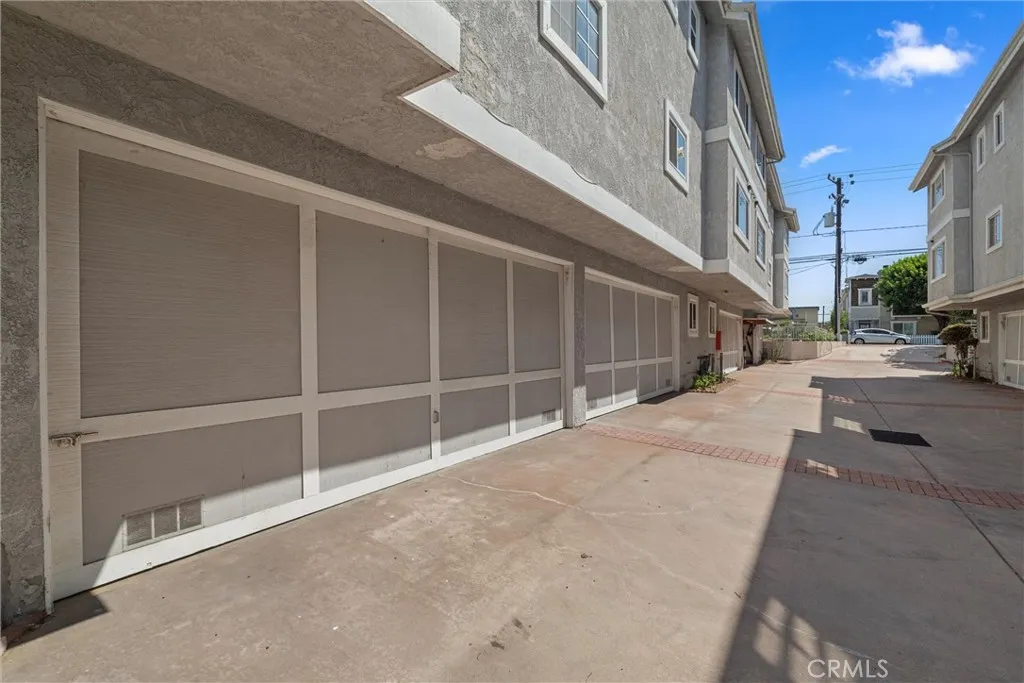 2609 Vanderbilt Lane 4, Redondo Beach, California 90278 home-pic-29